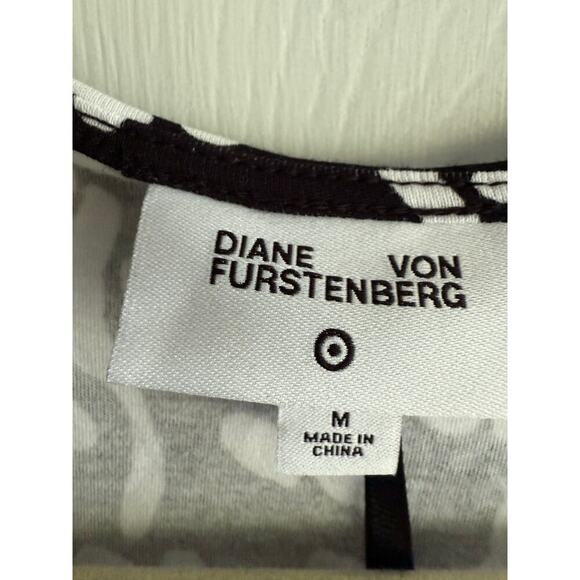 DVF x Target Long Sleeve Black and White Midi Sea Spots Wrap Dress size M New - Picture 5 of 8